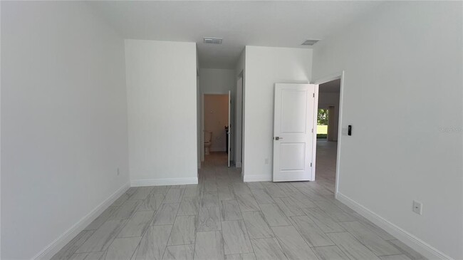 Building Photo - 16391 SW 17th Terr Rd