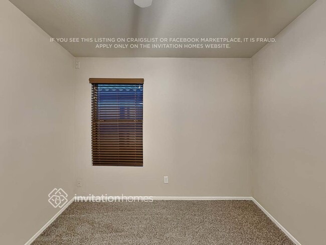 Building Photo - 2404 N 125th Dr