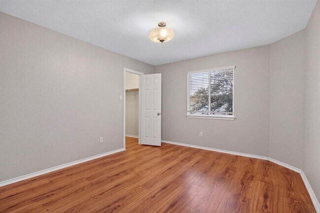 Building Photo - 7021 Gentle Oak Dr