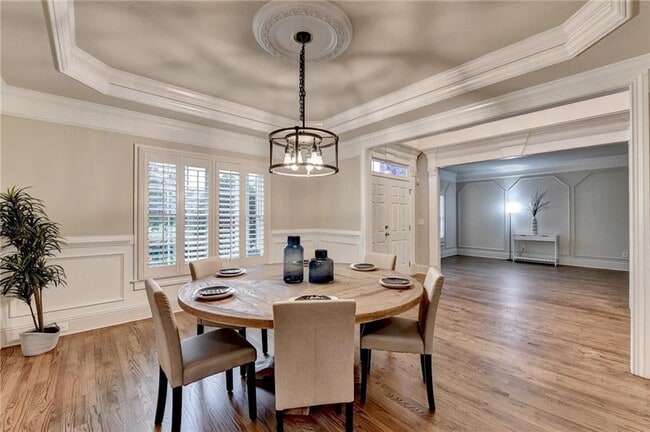 Building Photo - 9848 Talisman Dr