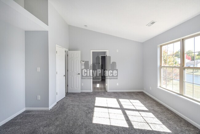 Building Photo - 6677 W Longview Dr