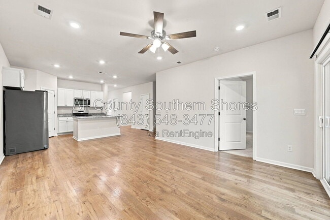 Building Photo - 3414 Bells Lk Cir