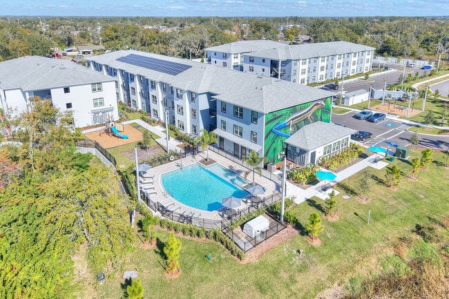 Building Photo - Lake Bluetail Apartments