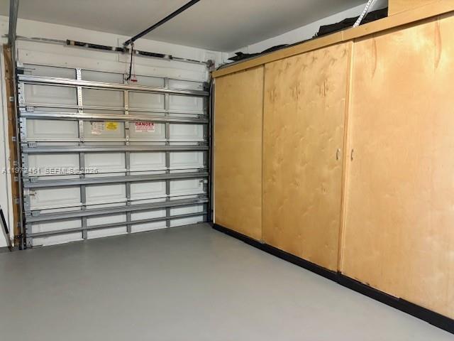 Building Photo - 5732 Fletcher St