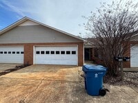 Building Photo - 416 Leighton Ave