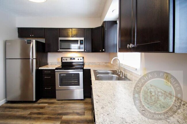 Building Photo - 11652-11654 Camden Ave