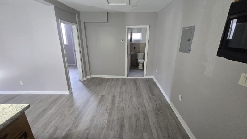 Building Photo - 386 Park Ave