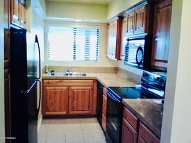 Building Photo - 3200 S Litzler Dr