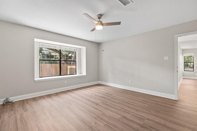 Building Photo - 13131 New Boston Bend