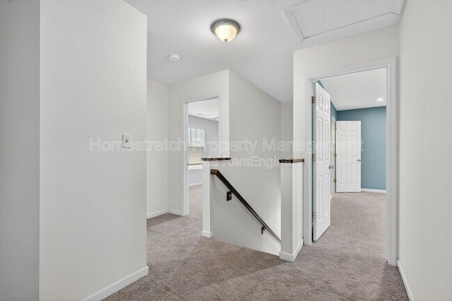 Building Photo - 425 Spring Trce