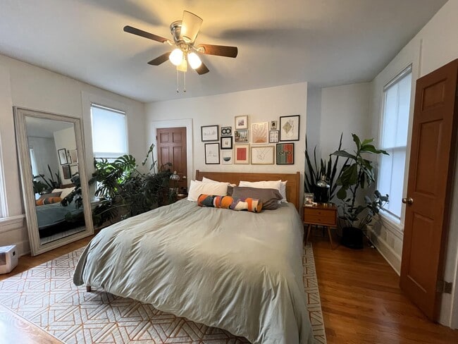 Building Photo - 1279 Hunter Ave