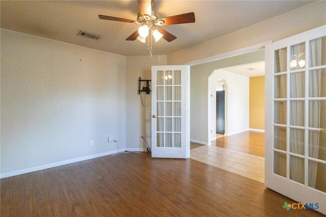 Building Photo - 2203 Love Rd