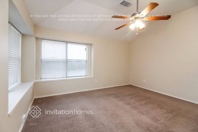 Building Photo - 817 Longleaf Dr