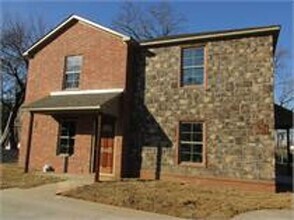 Building Photo - 54th Street