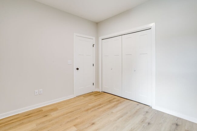 Building Photo - Auburn Villas- Maxwell Plan