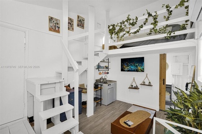 Building Photo - 274 NW 43rd St