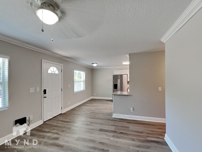 Building Photo - 4410 N 37th St