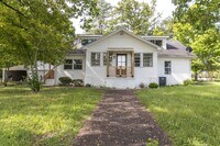 Building Photo - 9448 Lusk Rd
