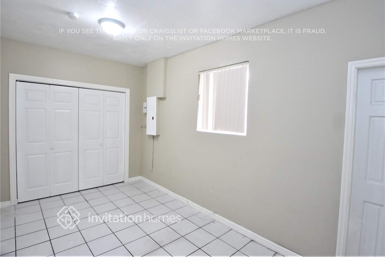 Building Photo - 1720 SW 98th Ct