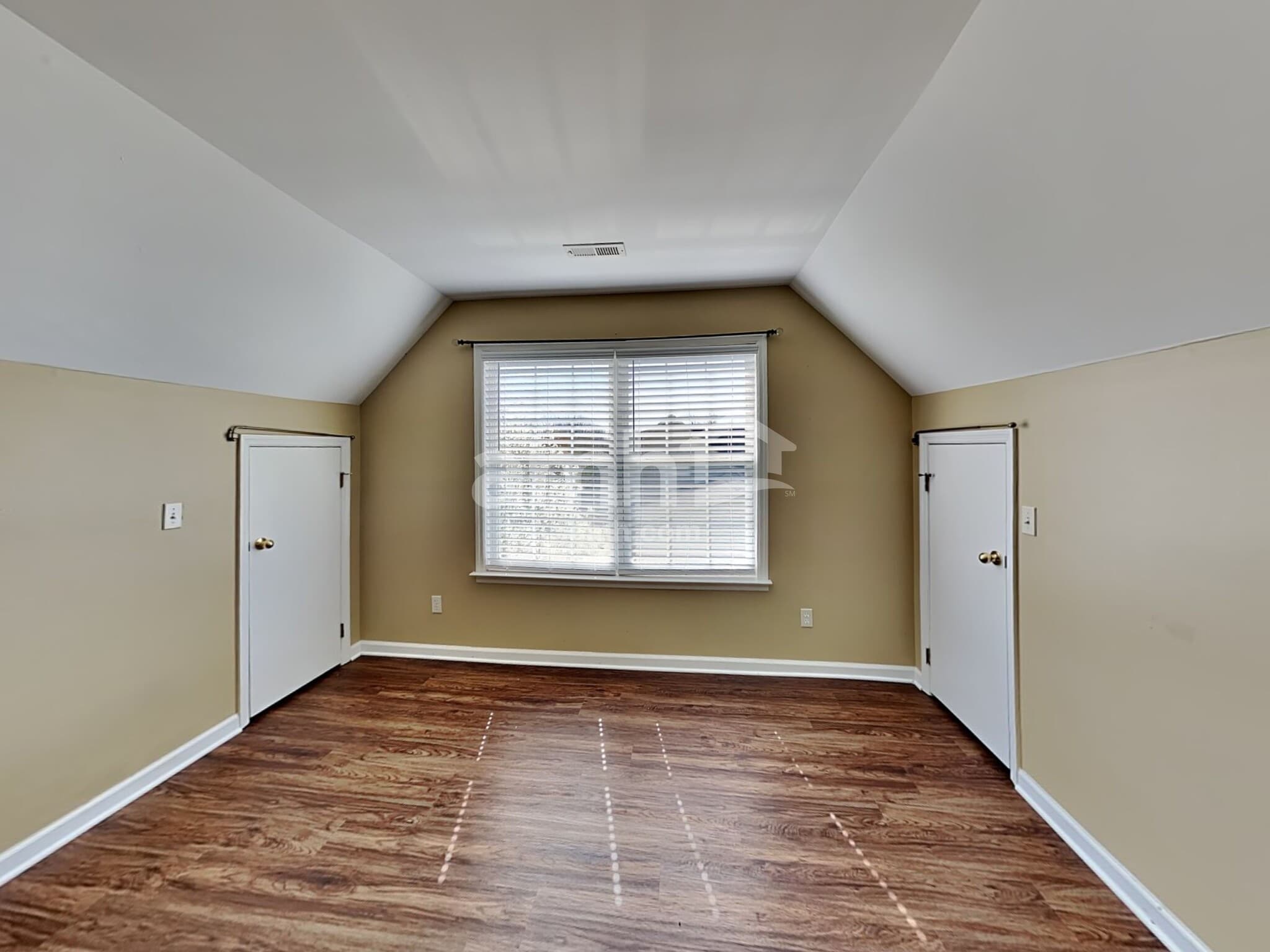 Building Photo - 2824 Candlewicke Dr