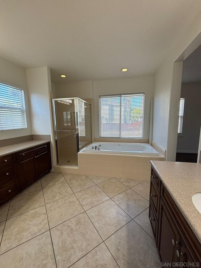 Building Photo - 1612 Picket Fence Dr