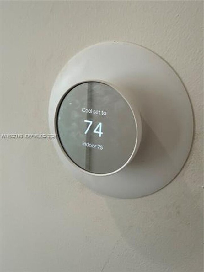 Building Photo - 1786 SW 9th St