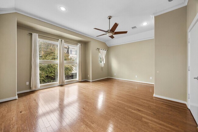 Building Photo - 510 Jackson Hill St