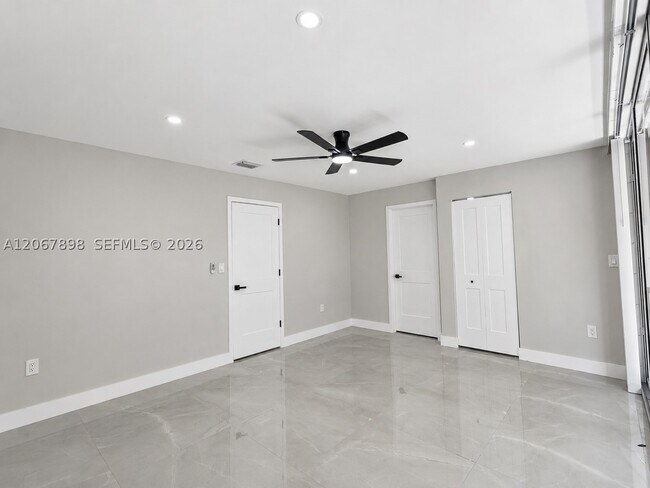 Building Photo - 14124 Kendale Lakes Cir