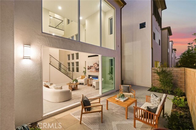 Building Photo - 1155 Poppy Ct