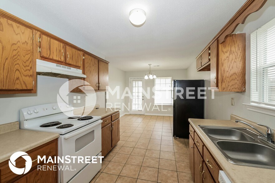 Building Photo - 4674 Royal View Dr