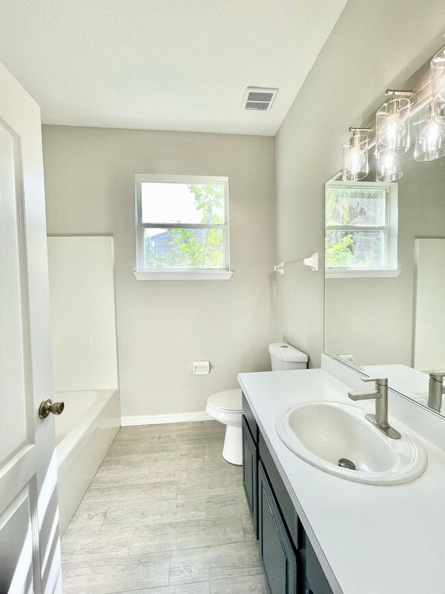 Building Photo - Gorgeous 3/2 Pool Home in Apopka's Parkside at Errol Estate!