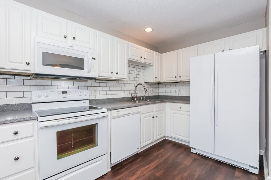 Building Photo - 2448 Nashboro Blvd