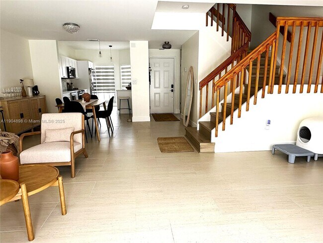 Building Photo - 14305 SW 57th Ln