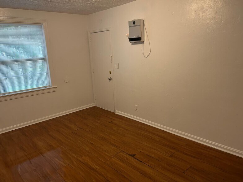 Building Photo - 3730 Lehigh St