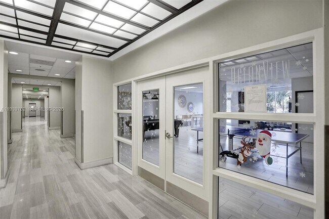 Building Photo - 19390 Collins Ave