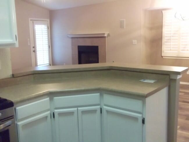 Building Photo - 681 Wind River Ave