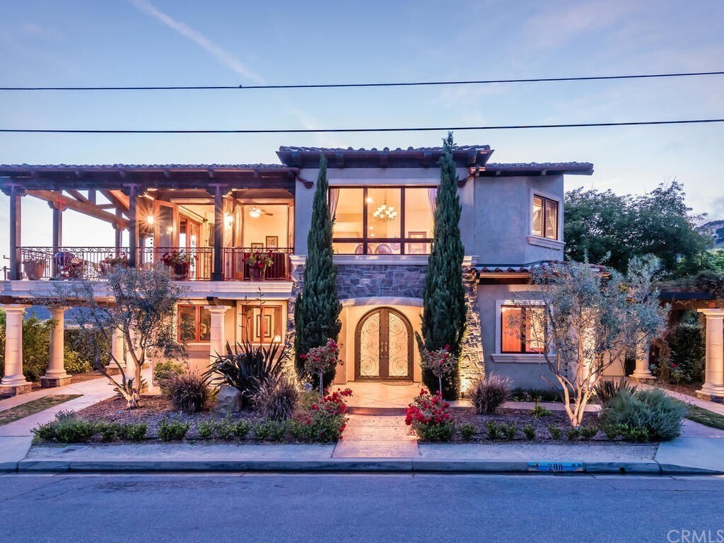 Building Photo - 288 Windward Ave