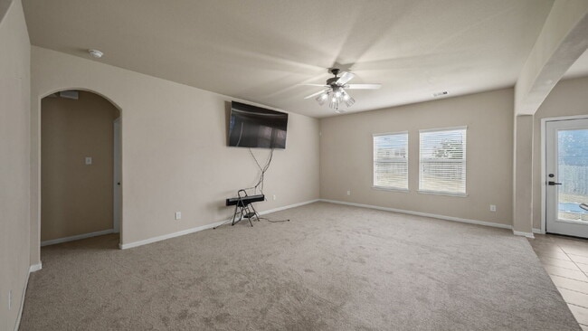 Building Photo - Beautiful 4-bedroom home in the sought-after Lake Conroe Hills community!