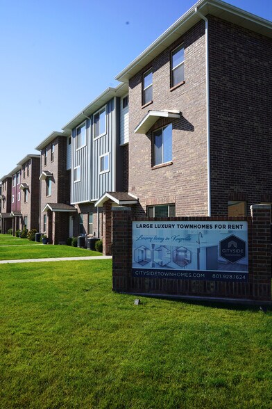 Building Photo - 295 N 200 W