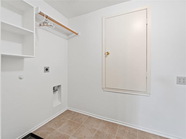 Building Photo - 10116 Wake Bridge Dr