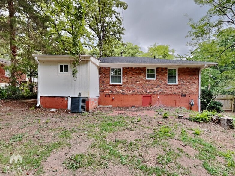 Building Photo - 1125 Curtis Dr