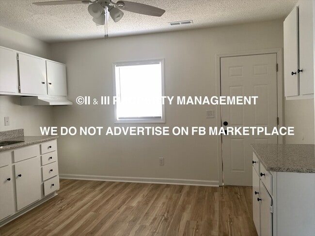 Building Photo - 731 W 25th St