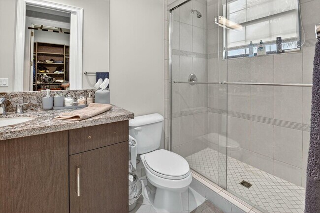 Building Photo - 16892 Strasbourg Ln