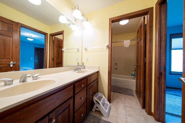 Building Photo - 4750 Merrimac Ct N