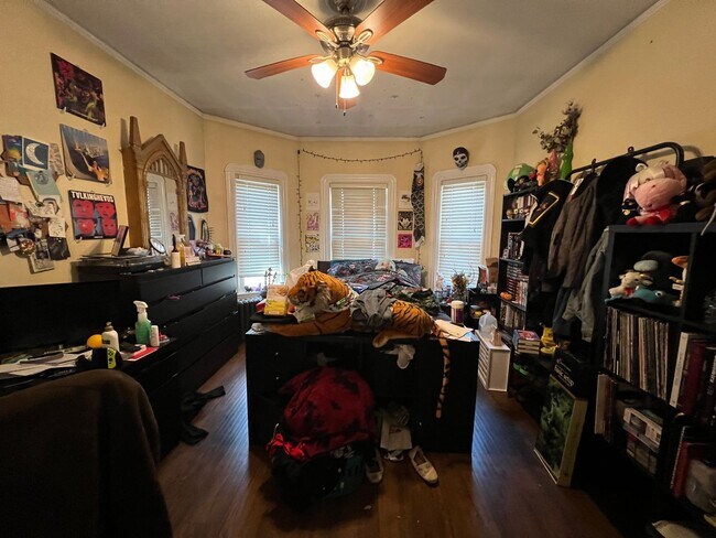 Building Photo - 21 Chandler St