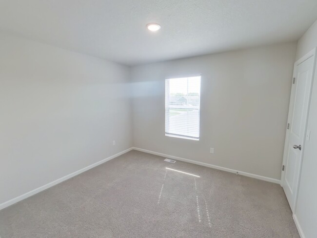 Building Photo - 2746 S Cypress St
