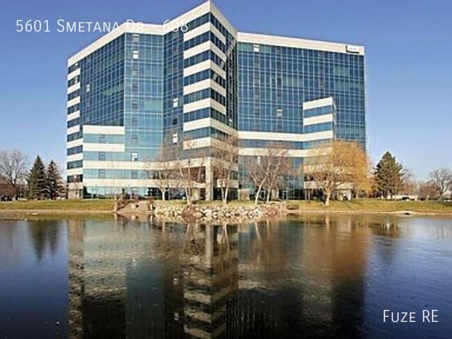 Building Photo - 5601 Smetana Dr