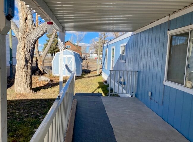 Building Photo - 251 3rd St