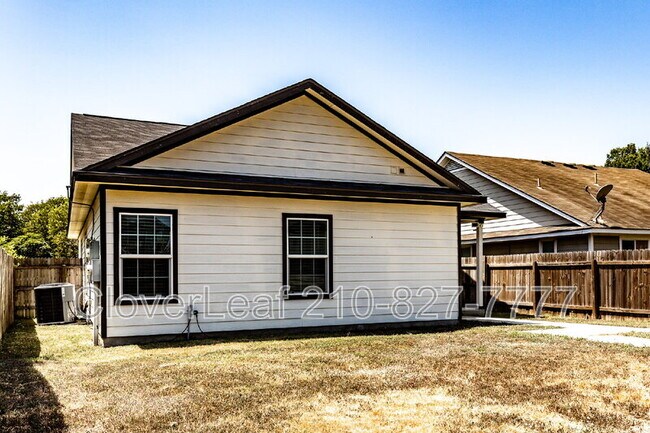 Building Photo - 5707 Midcrown Dr