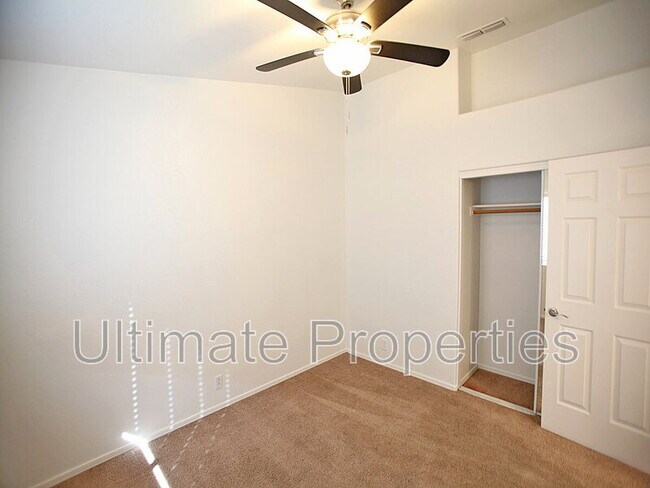 Building Photo - 8644 W Mauro Ln